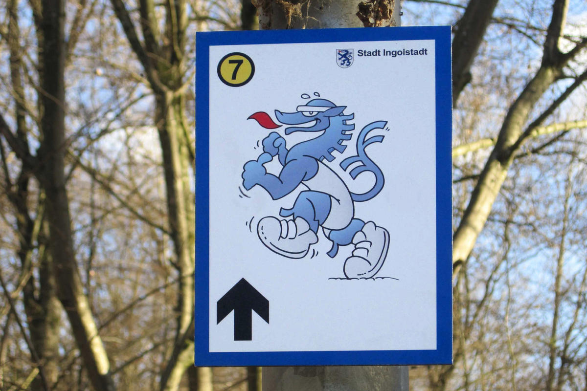 Hinweisschild Laufstrecke