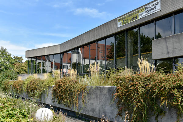 Bild vergr&ouml;&szlig;ern: Stadttheater - Themenbild Theater und Film