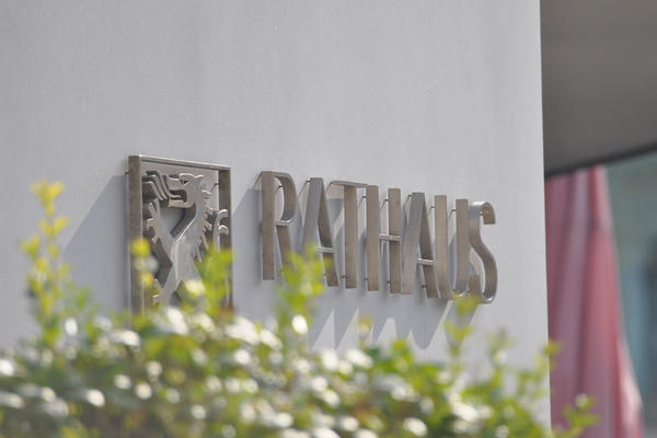 Bild vergr&ouml;&szlig;ern: Neues Rathaus