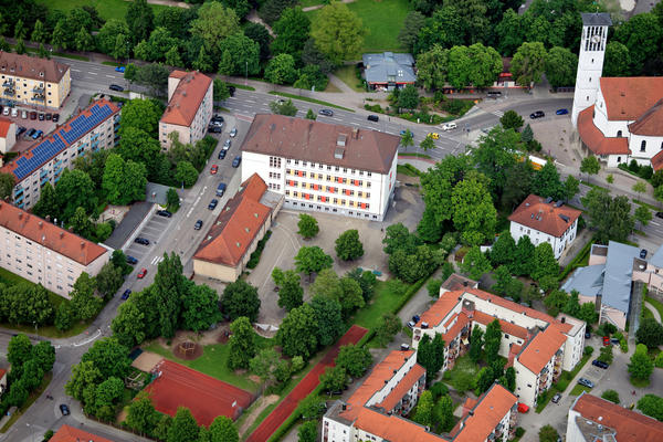 Bild vergrern: Grundschule Mnchener Strae / Hort Hundertschritt / Schulkindergarten