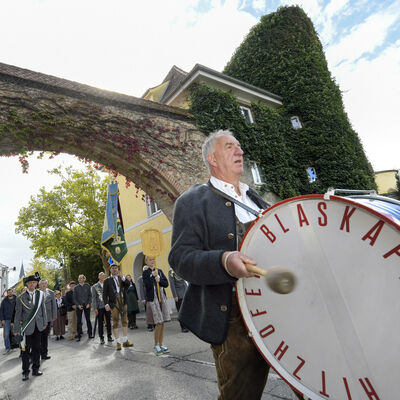 Bild vergrößern: Festumzug 2024