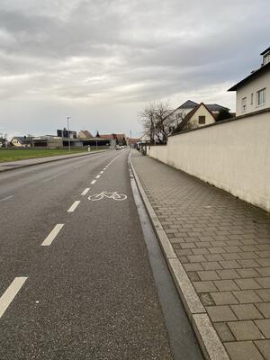 Fahrradableitung stadtauswärts Regensburger Straße