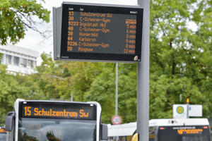 Bild vergrößern: In den Bussen der VGI finden verstärkt Fahrscheinkontrollen statt.