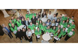 Bild vergrößern: Bürgermeisterin Dr. Dorothea Deneke-Stoll ehrte erfolgreiche Sportlerinnen und Sportler.