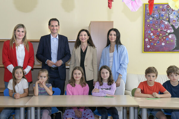 Oberb&uuml;rgermeister zu Besuch im Hort Tintenklecks