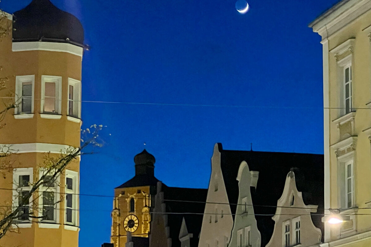 Harderstraße und Theresienstraße bei Nacht