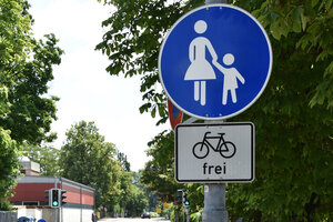 Bild vergr&ouml;&szlig;ern: Missverst&auml;ndnisse treten beispielsweise bei der Nutzung von Geh- und Radwegen auf.