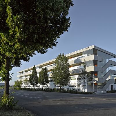 Bild vergr&ouml;&szlig;ern: Permoserstraße 41