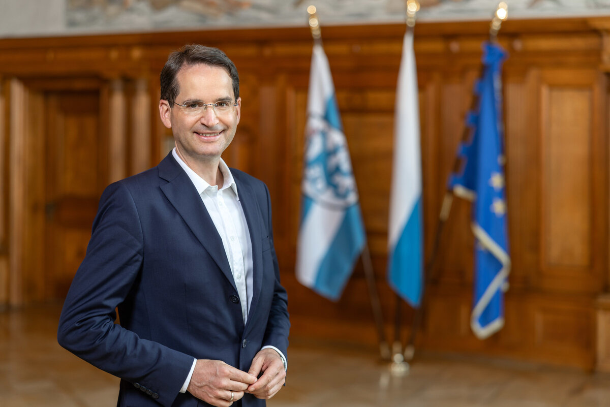 Oberb�rgermeister Dr. Michael Kern