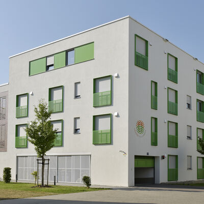 Bild vergr&ouml;&szlig;ern: Wohngebäude