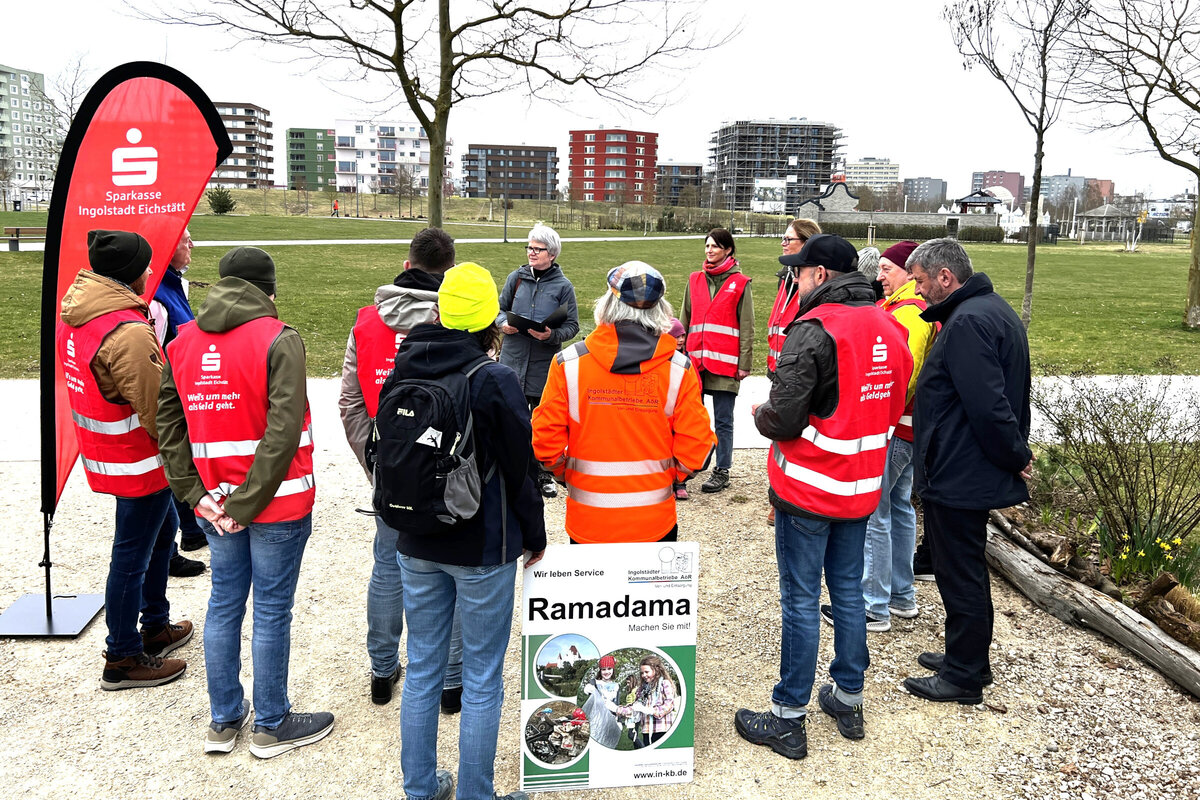 Ramadama-Auftakt im Piuspark