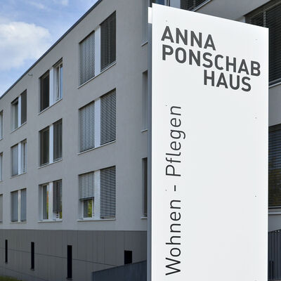 Bild vergr&ouml;&szlig;ern: Anna-Ponschab Haus Au&szlig;enansicht