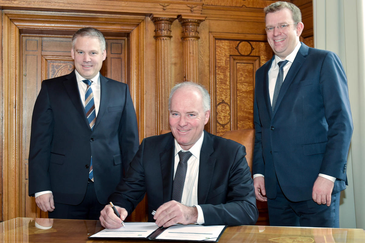 UAM Unterzeichnung MTU