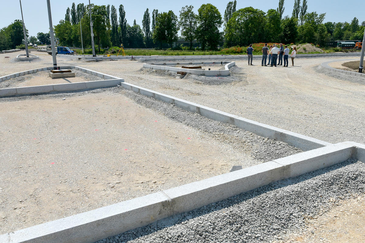 Bauarbeiten an der neuen Anschlussstelle für die A 9