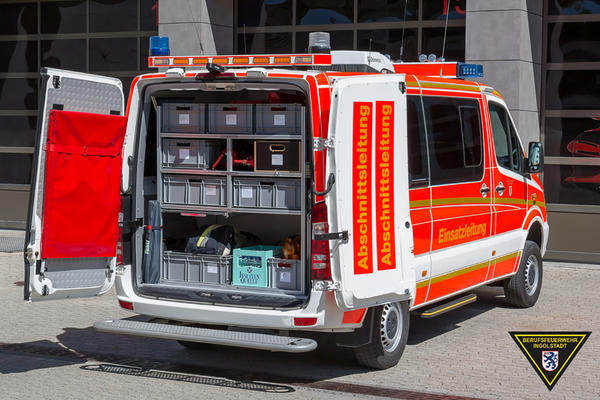 Einsatzleitwagen Gefahrgut Heckansicht