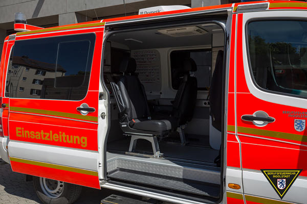 Einsatzleitwagen Gefahrgut Innenansicht