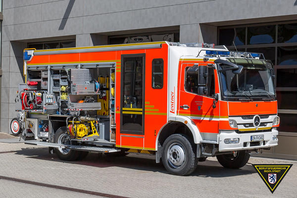 Hilfeleistungslöschgruppen­fahrzeuge (HLF) - Seitenansicht