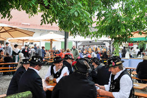 Bild vergrößern: Tradition, Tracht und Brauchtum stehen im Mittelpunkt kultURIG-Festivals im Bauerngerätemuseum