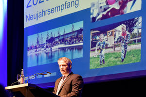 Bild vergrößern: Oberbürgermeister Dr. Lösl bei seiner Ansprache zum Neujahrsempfang 2020