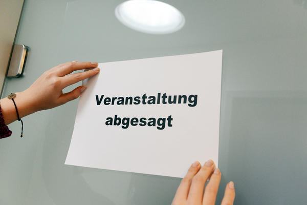 Bild vergrern: Veranstaltung abgesagt - Symbolbild