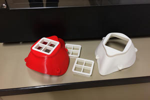 Bild vergrößern: Masken aus dem 3-D-Drucker