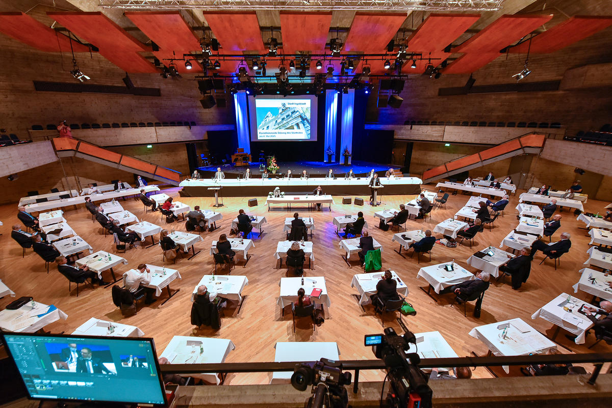 Stadtratssitzung im Festsaal