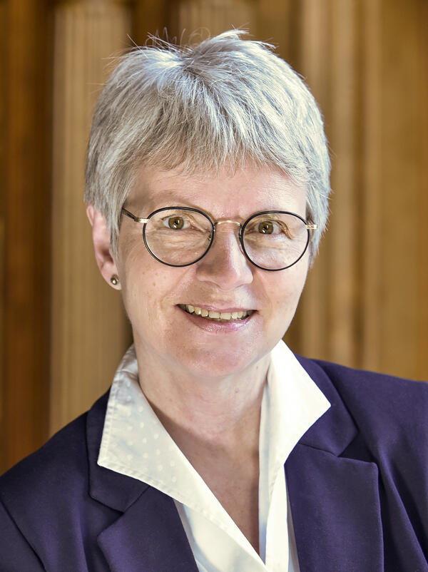 Bild vergrößern: Bürgermeisterin Dr. Dorothea Deneke-Stoll