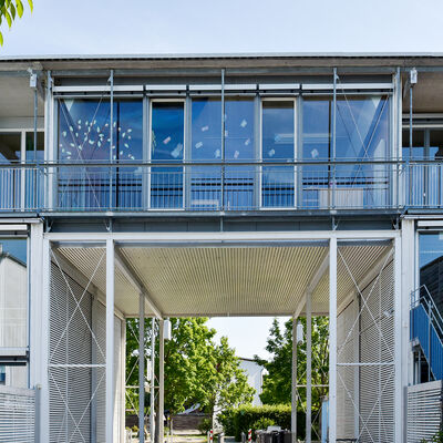 Bild vergr&ouml;&szlig;ern: Kita Blauland in der Richard-Strauss-Straße 67e