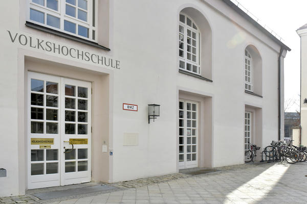Bild vergr&ouml;&szlig;ern: Volkshochschule