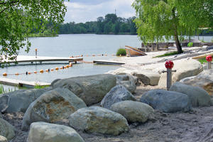 Bild vergrößern: Donauwurm am Baggersee