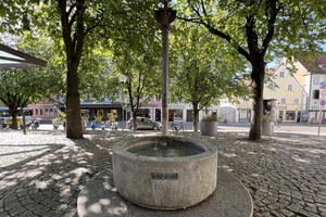 Bild vergr&ouml;&szlig;ern: Auch Trinkwasserbrunnen wie der auf dem Viktualienmarkt sind im Geoportal hinterlegt.