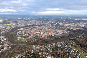 Bild vergrößern: Blick über Ingolstadt von Westen