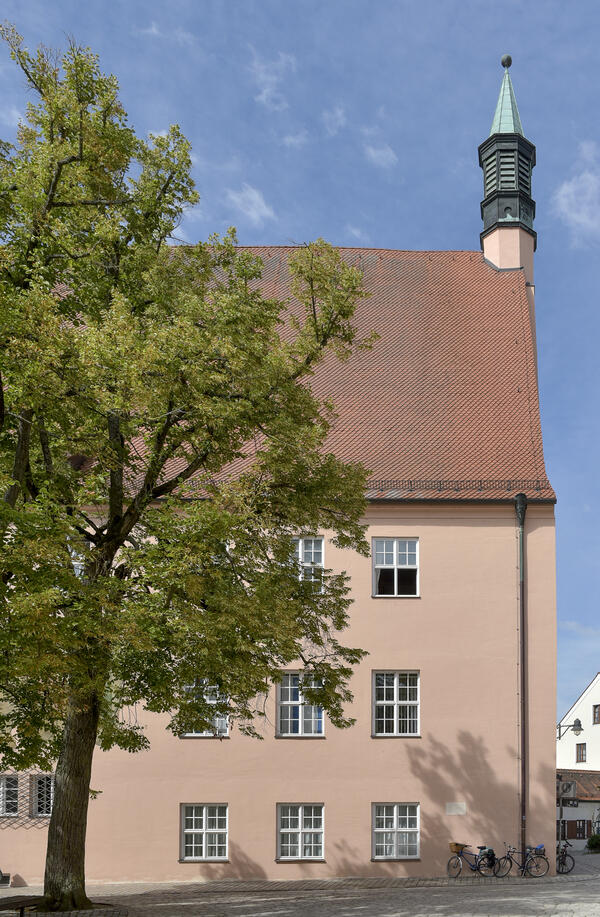 Die Hohe Schule in der Goldknopfgasse