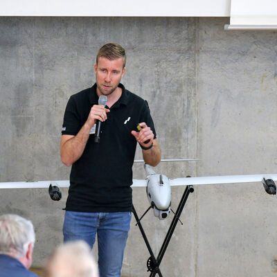 Bild vergr&ouml;&szlig;ern: Ukraine Erfahrungen ausSicht des Drohnenherstellers Quantum Systems. PierreUlfig, Quantum Systems,Senior Project Manager.
