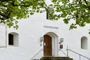Bild vergr&ouml;&szlig;ern: Stadtbücherei im Herzogskasten
