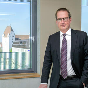Bild vergrößern: Prof. Dr. Georg Rosenfeld
