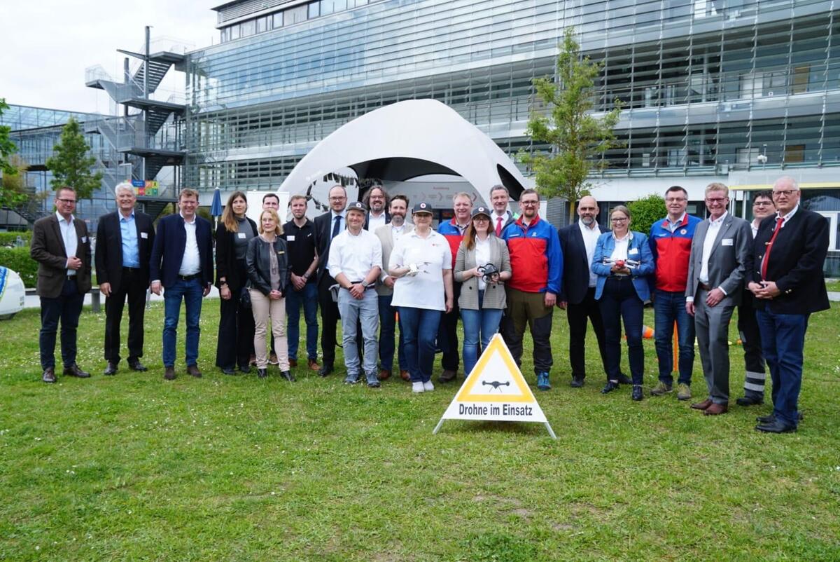 Fachtagung Drohnen 2024 Gruppenbild