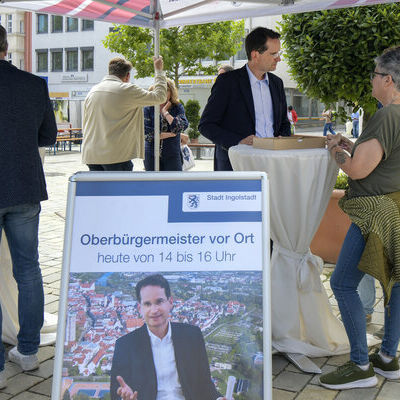 OB Dr. Michael Kern vor Ort