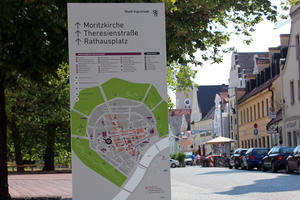 Bild vergrößern: Infostele in der Altstadt