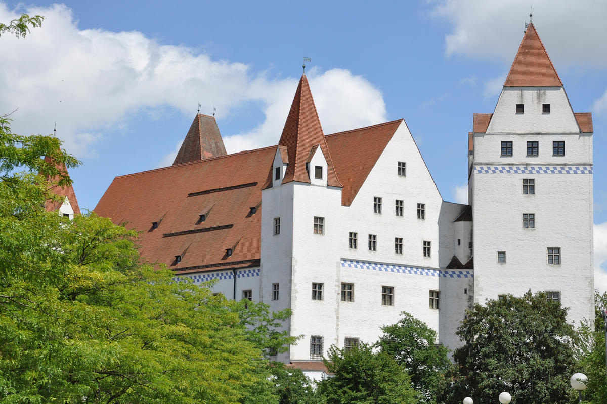 Neues Schloss - Bayerisches Armeemuseum