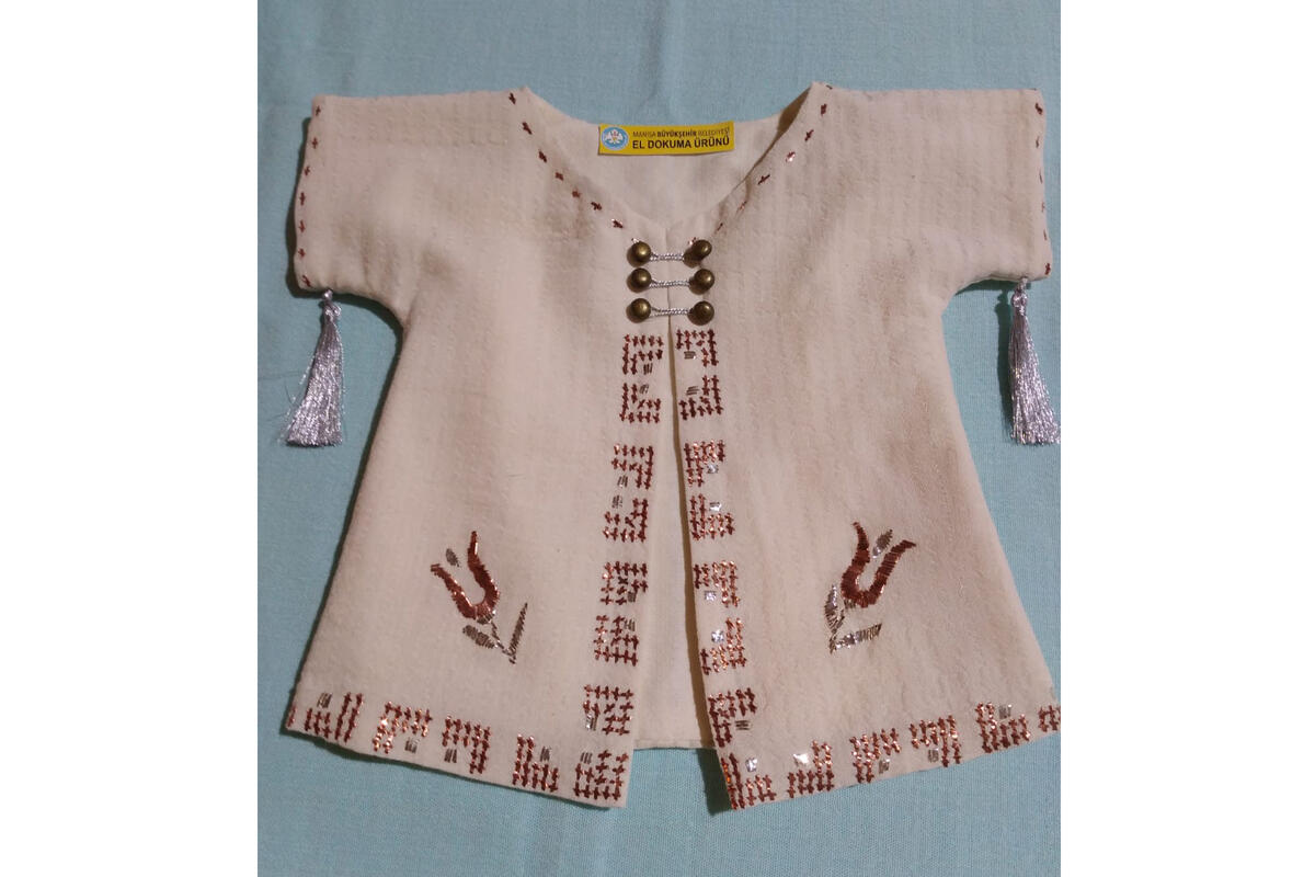 Fatma &Ouml;zkahraman: "Webstoffe - Kaftan"