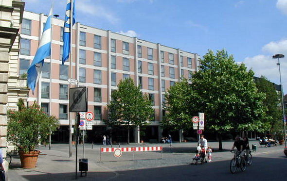 Neues Rathaus. Foto: Kurt Scheuerer