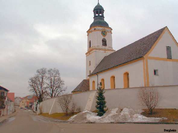 Kirche von Bergheim. Foto: Kurt Scheuerer