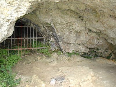 Weinberghöhlen, Vorraum zu Höhle 3. Foto: Kurt Scheuerer